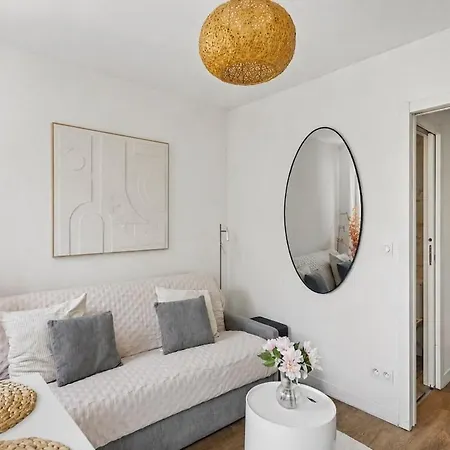 Appartement Elegant Between Montmartre And Les Batignolles *